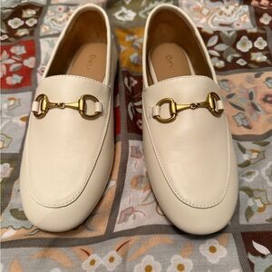 Cream Quince horse bit loafers size 6